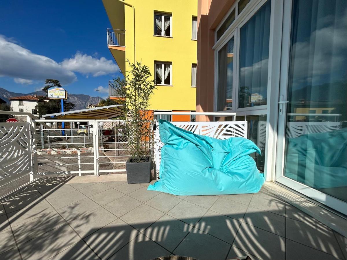Holiday Sweet Apartment Malcesine Bagian luar foto